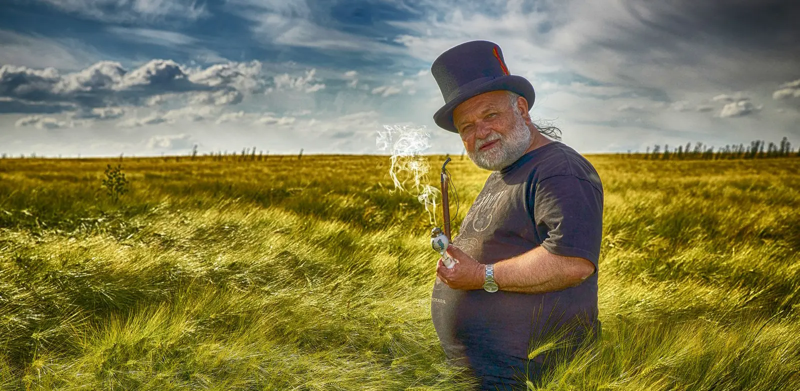 Peter Kainrath mit Zylinder und Pfeife